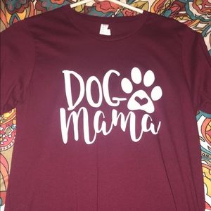 graphic dog mom t-shirt